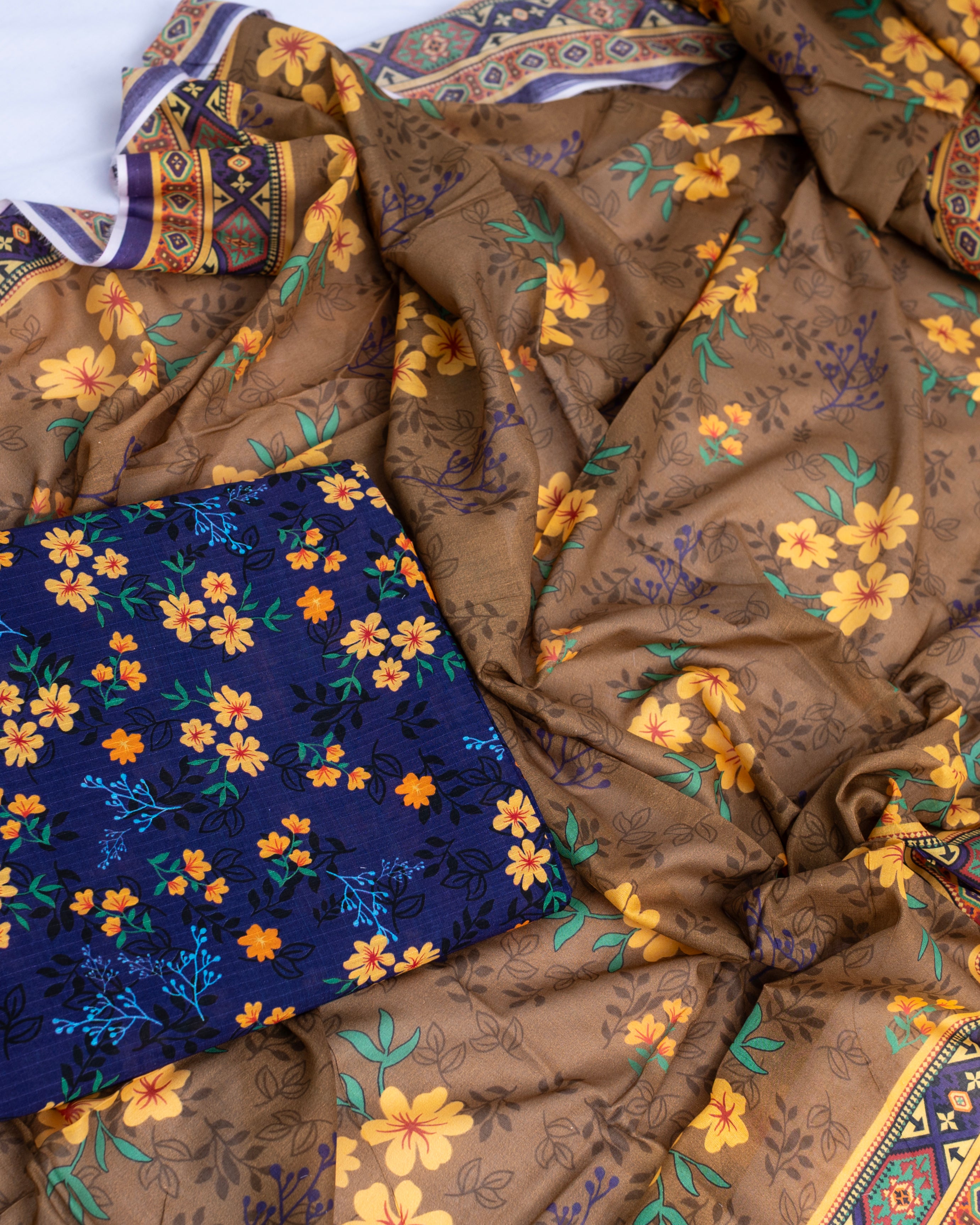 3 Piece - Printed Bana Dora Lawn Suit