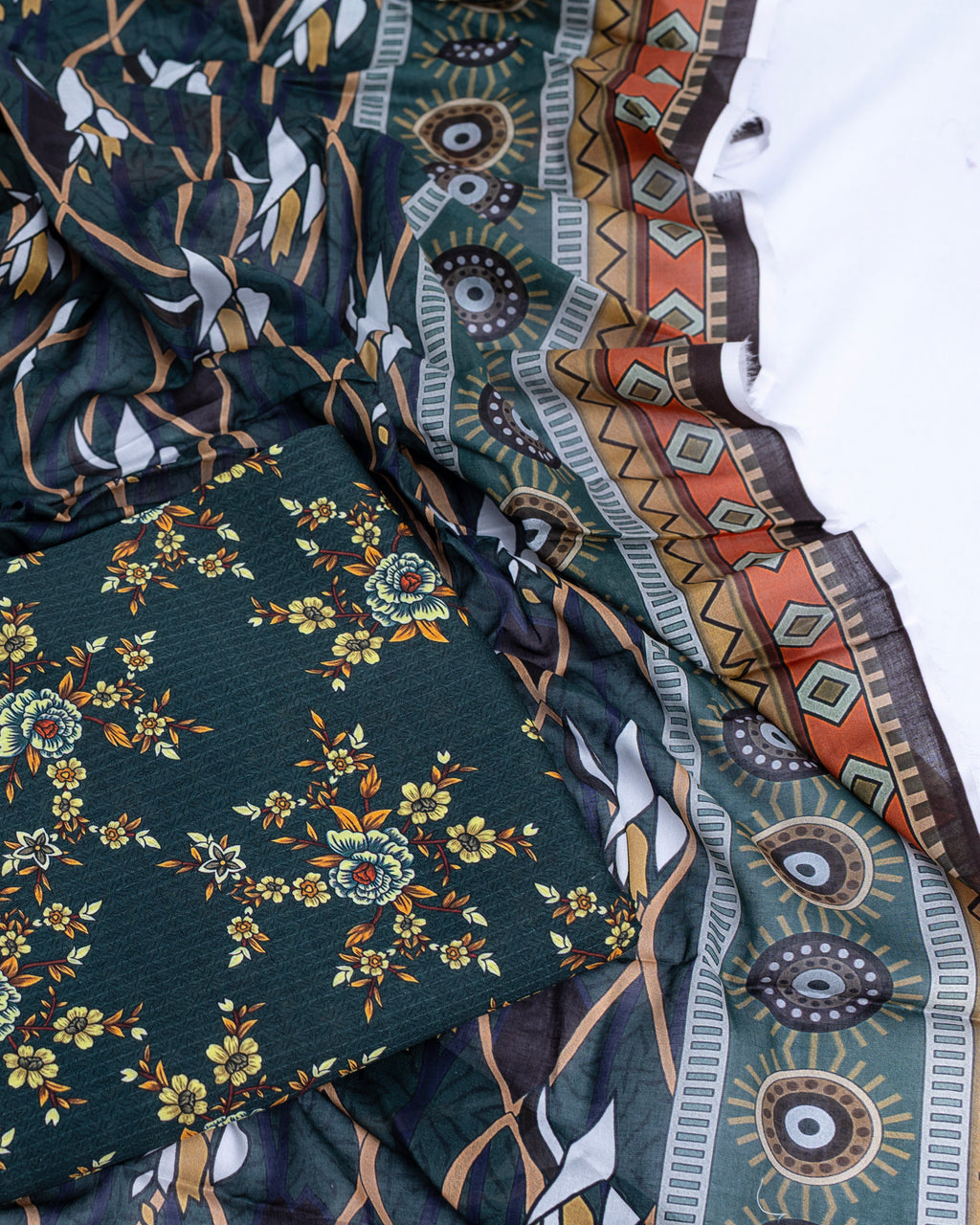 3 Piece - Printed Bana Dora Lawn Suit