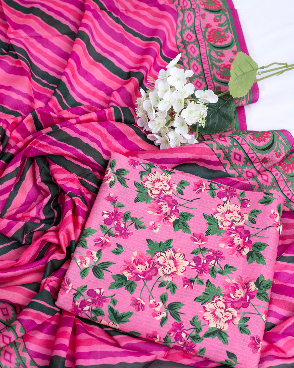 3 Piece - Printed Bana Dora Lawn Suit