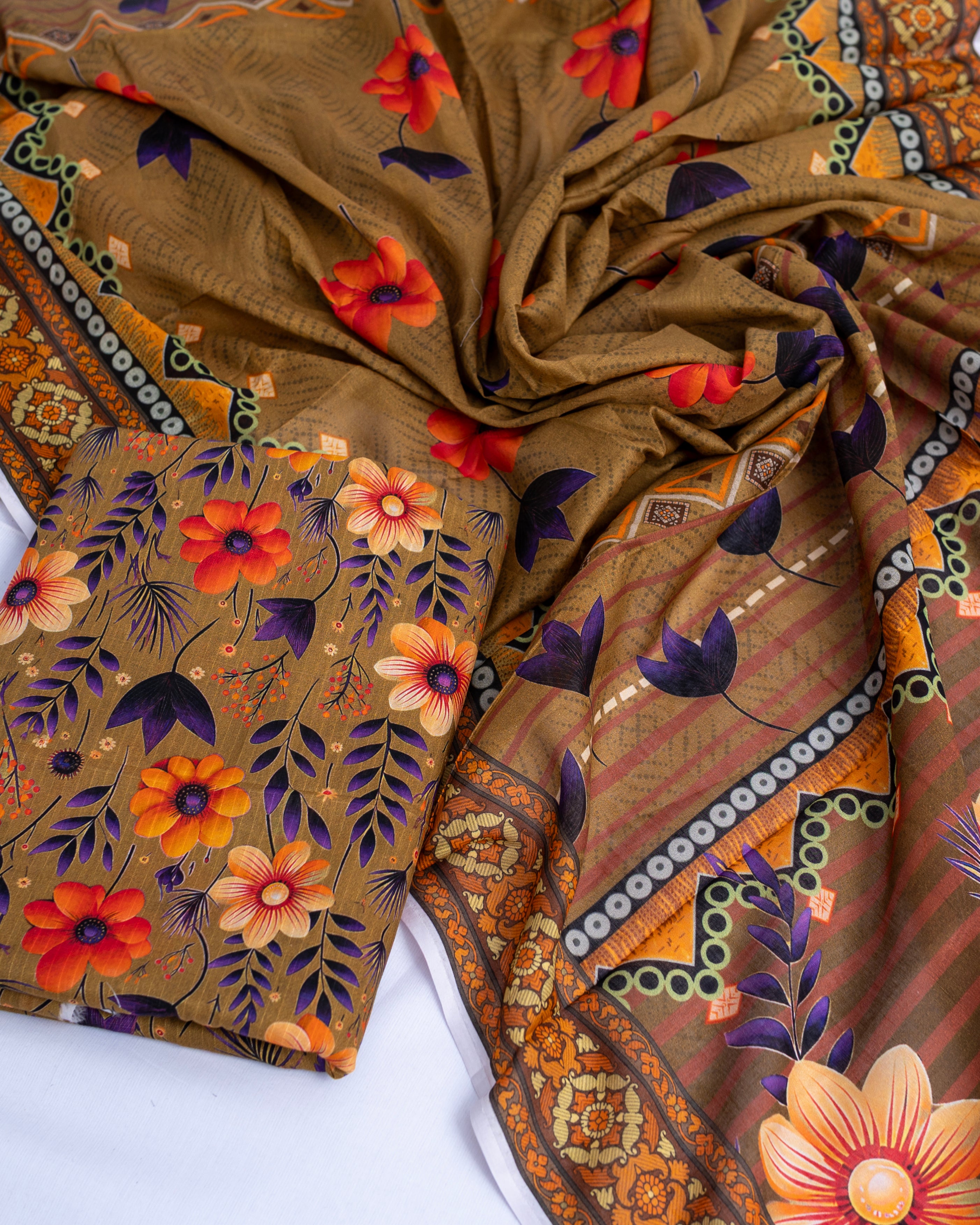 3 Piece - Printed Bana Dora Lawn Suit